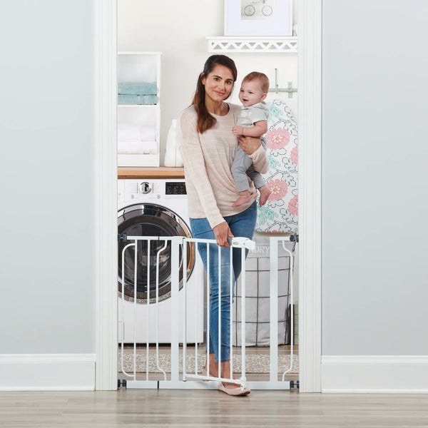 Regalo Easy Step Walk Thru Gate